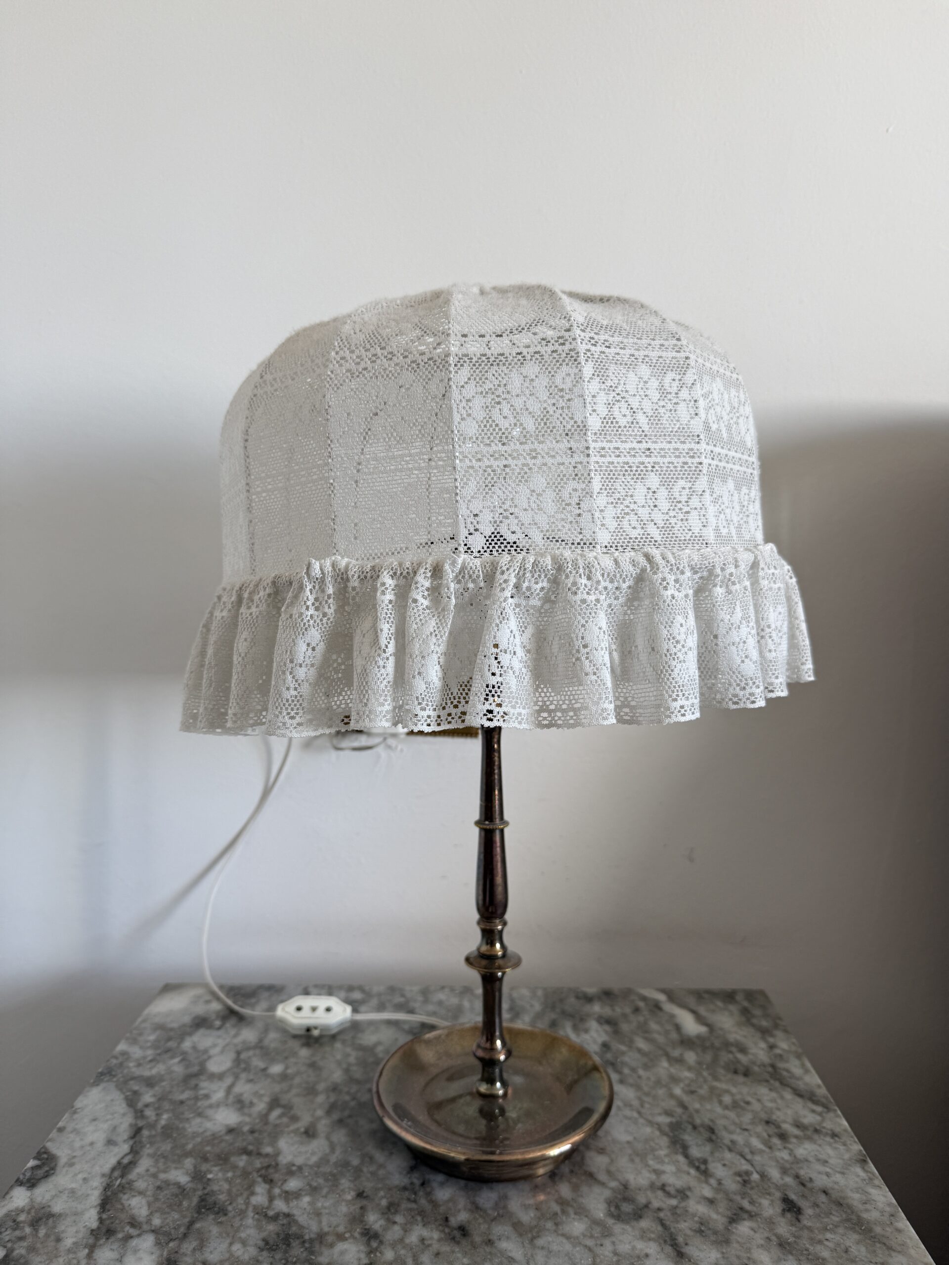 Lámpara de sobremesa vintage con pantalla de encaje (x2) - Imagen 7