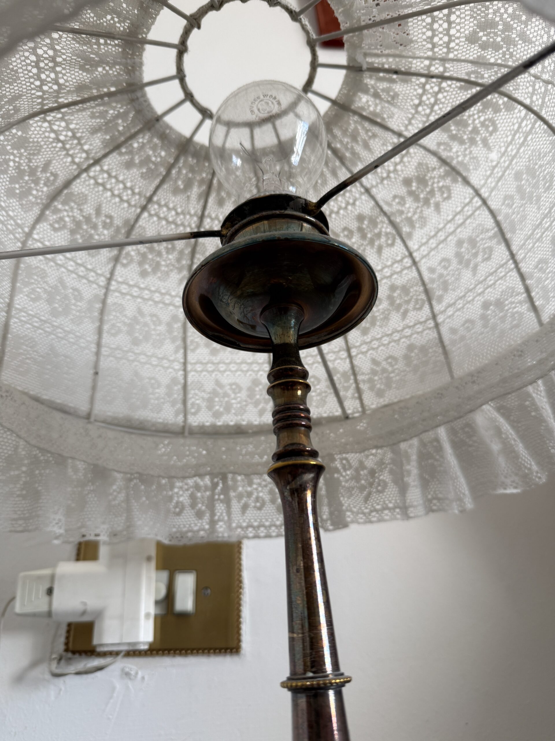 Lámpara de sobremesa vintage con pantalla de encaje (x2) - Imagen 4