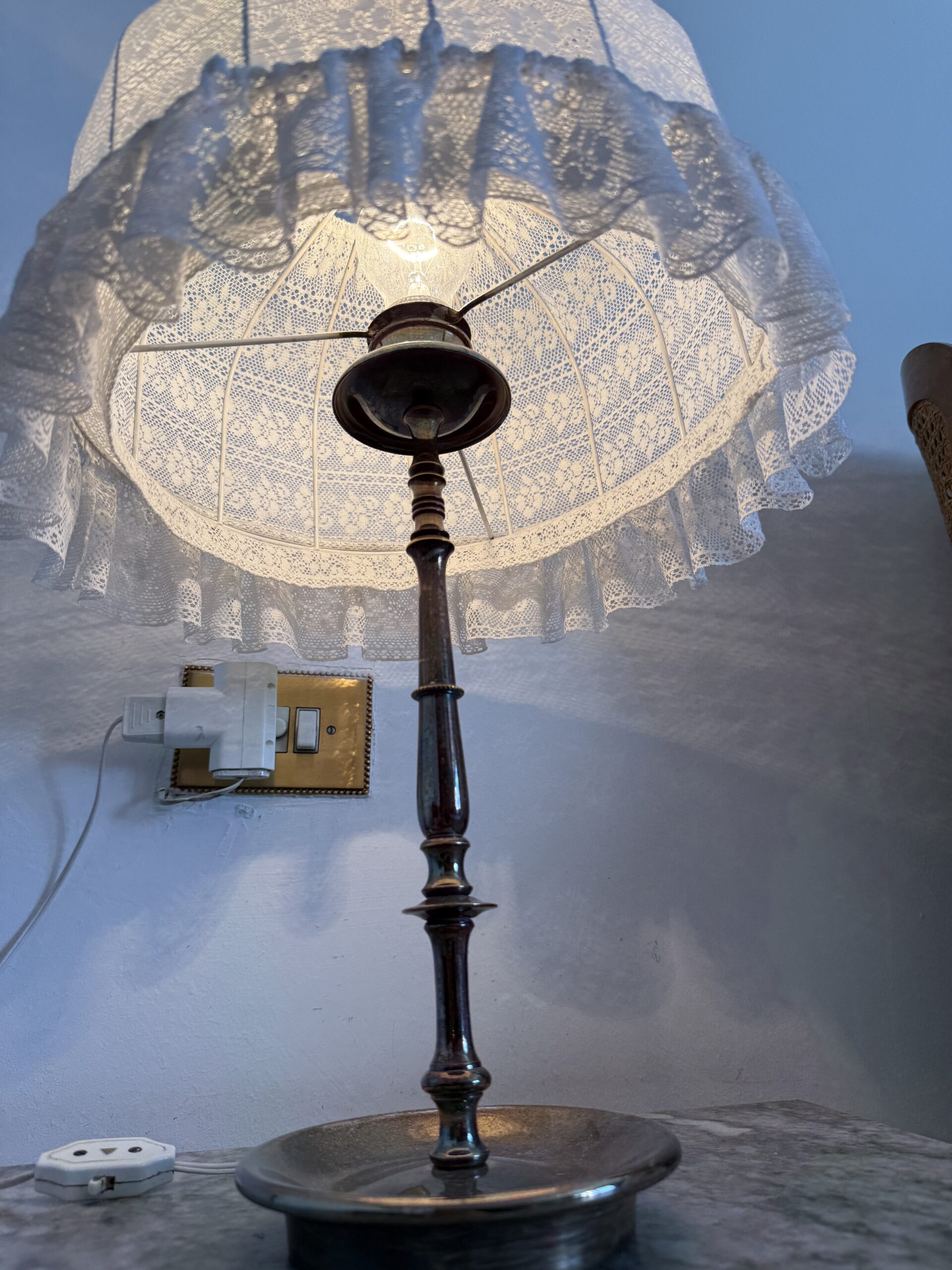 Lámpara de sobremesa vintage con pantalla de encaje (x2) - Imagen 3