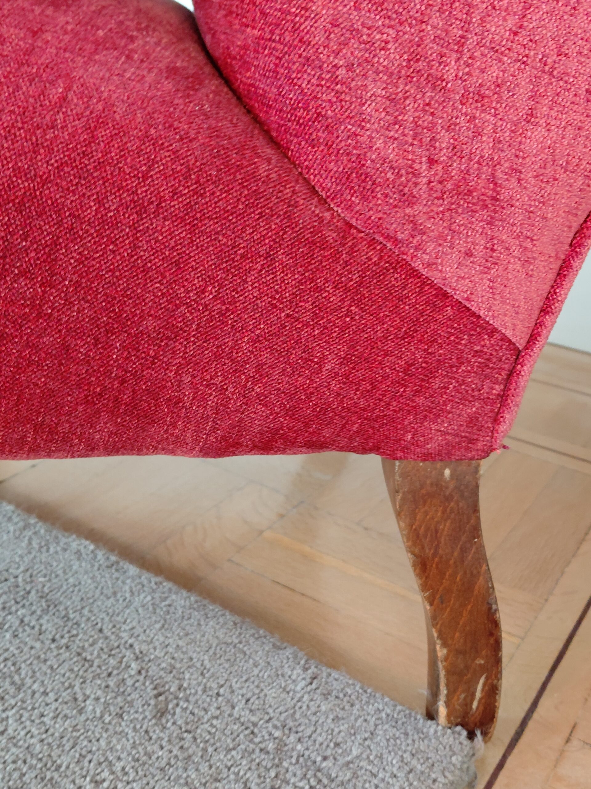 Sillón Descalzador Clásico Isabelino y Cojin Ikat - Imagen 17