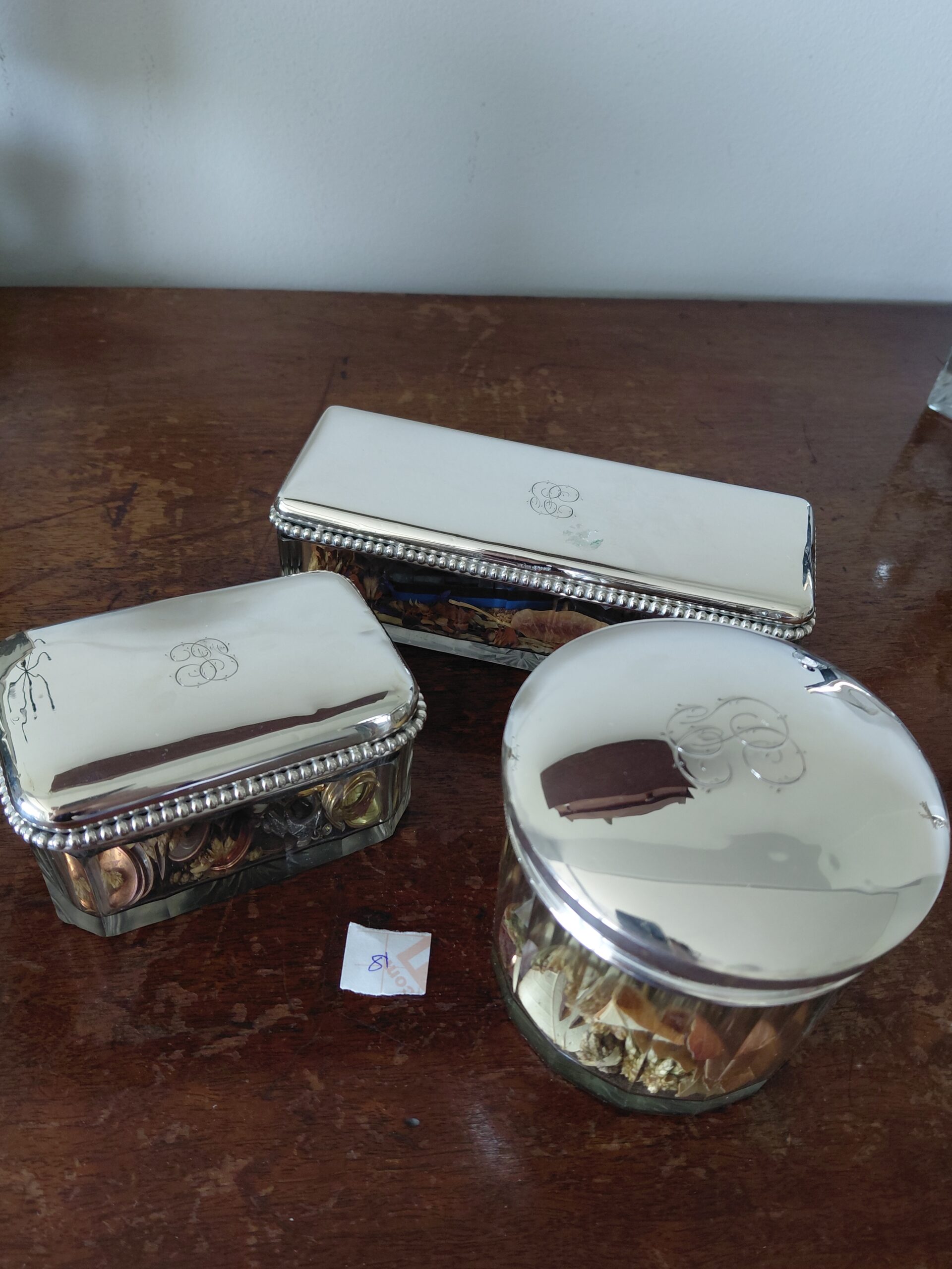 Set de 3 cajas joyero vintage de cristal con tapa plateada - Imagen 2