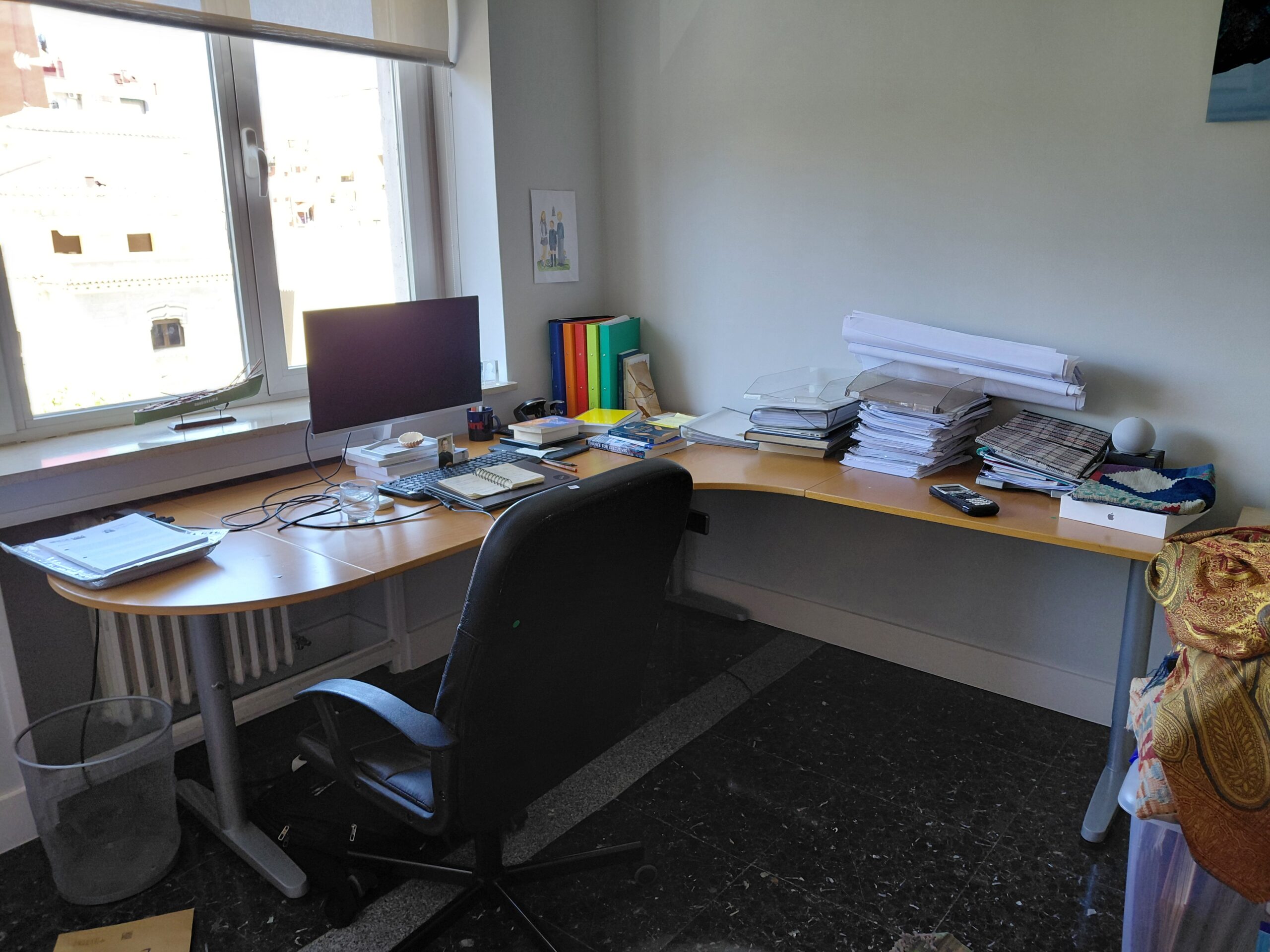 Mesa de Escritorio Profesional en L con Acabado Haya - Imagen 2