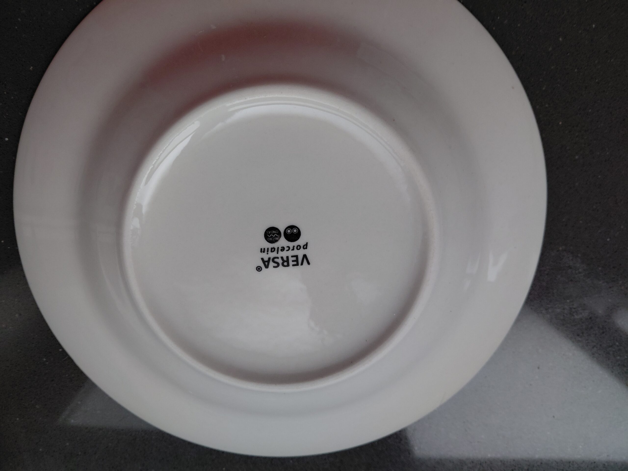 Vajilla completa de porcelana Versa – 36 piezas con estampado damasco - Imagen 4