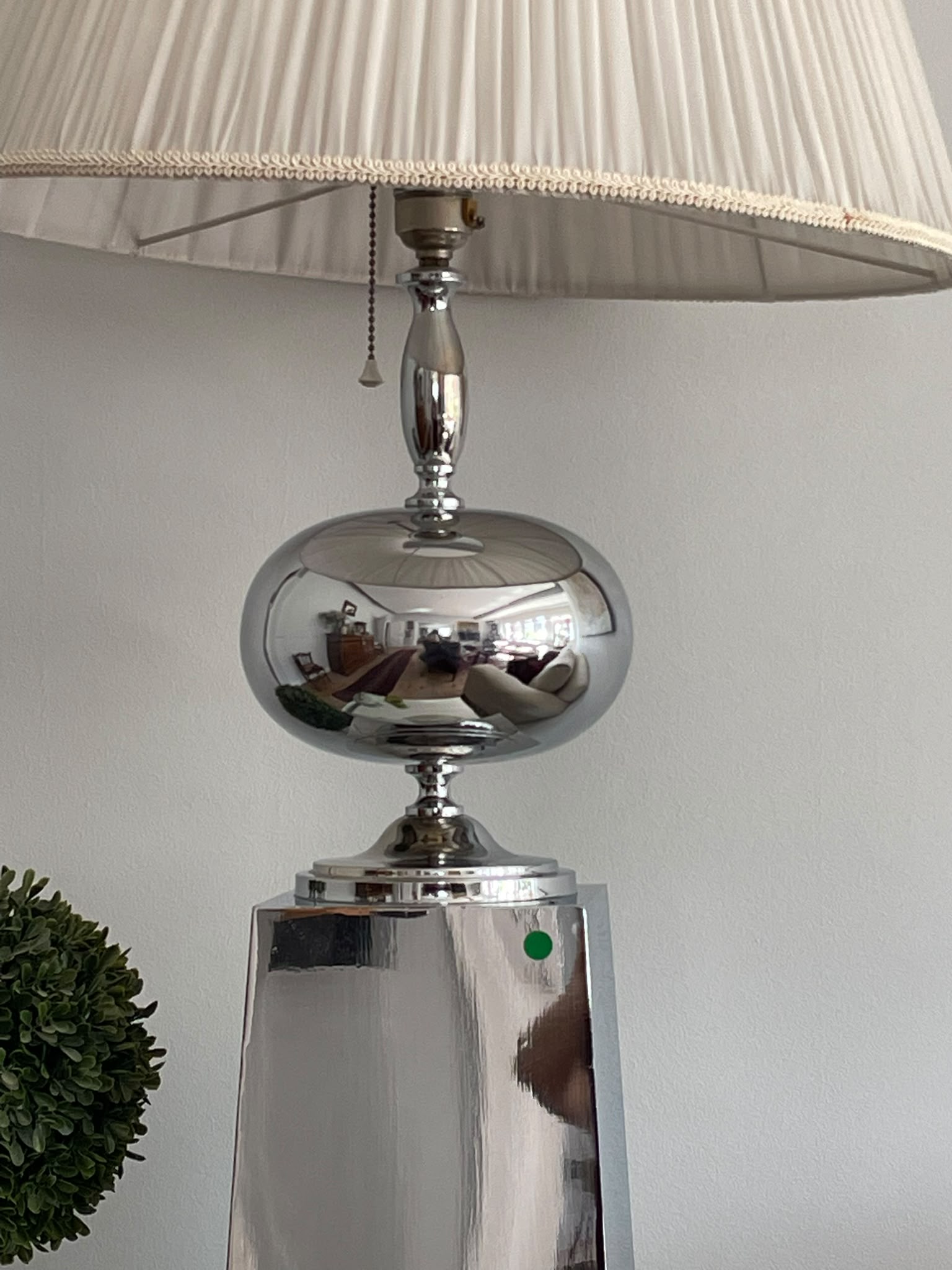 Lámpara de Salón de Diseño Chic con Base de Espejo - Imagen 4